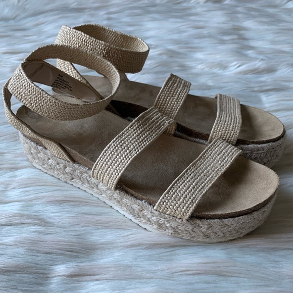 esprit gigi sandal